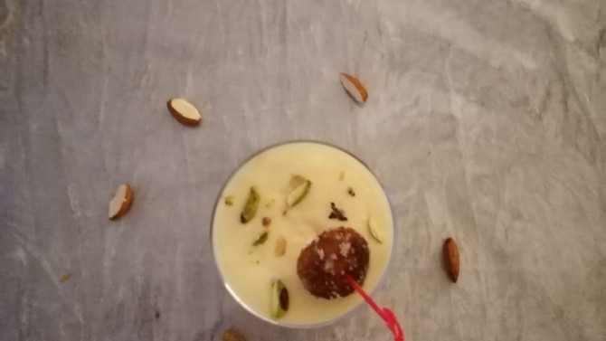 und Pakistanisches Dessert