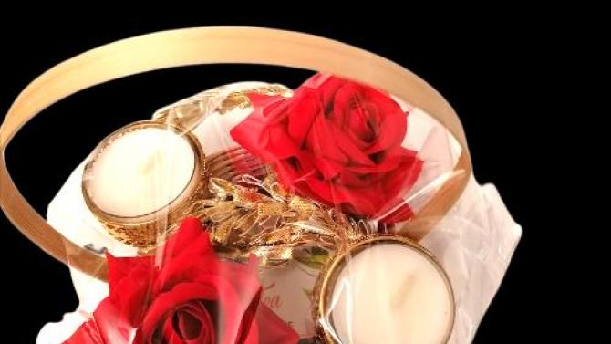und Christmas Tealight Bouquet