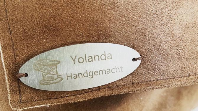 und Handtasche