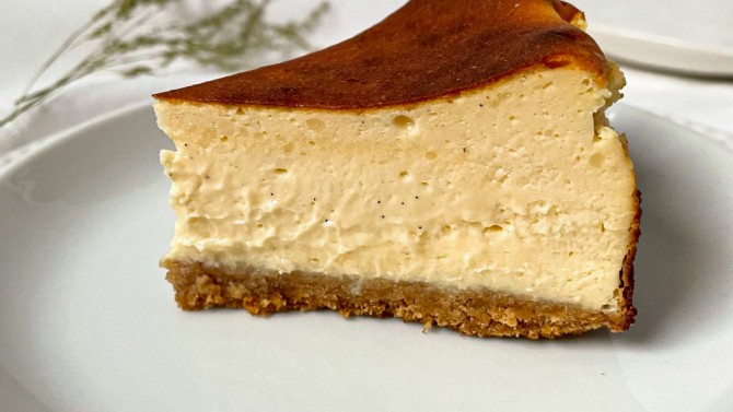 und The Original + Base Burnt Cheesecake