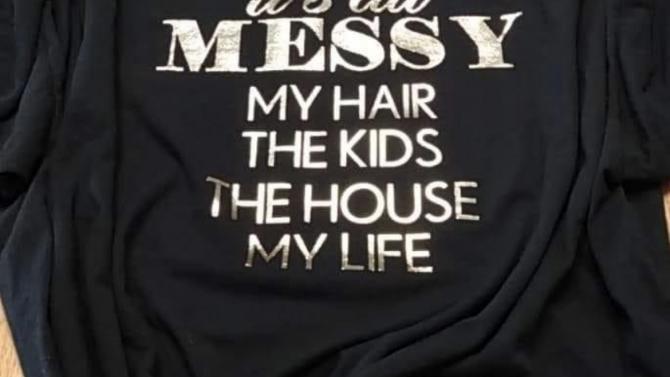 und Personalised Adults T-shirt’s