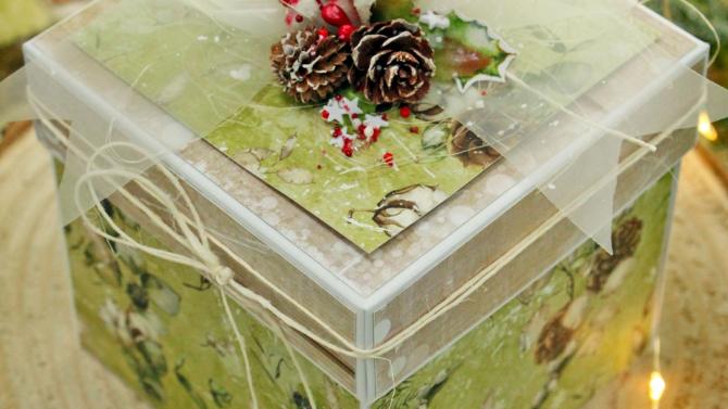 und Christmas 'Exploding Box'