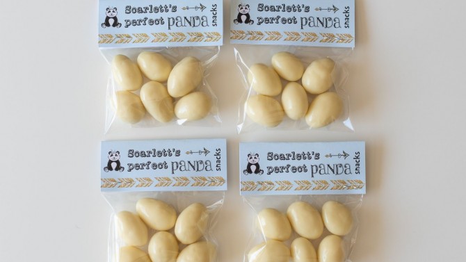 Image of Personalised Paper Party Decoration Kit - Online