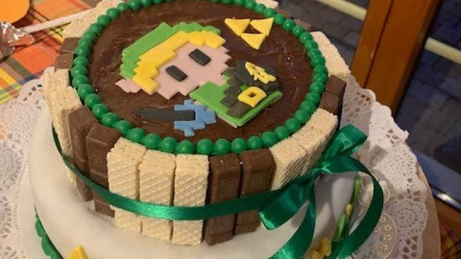 und Passende Kuchen Mit La Piñata