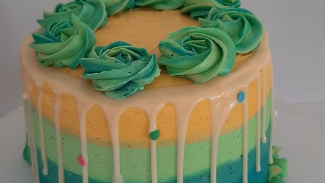 und Cakes For All Occasions