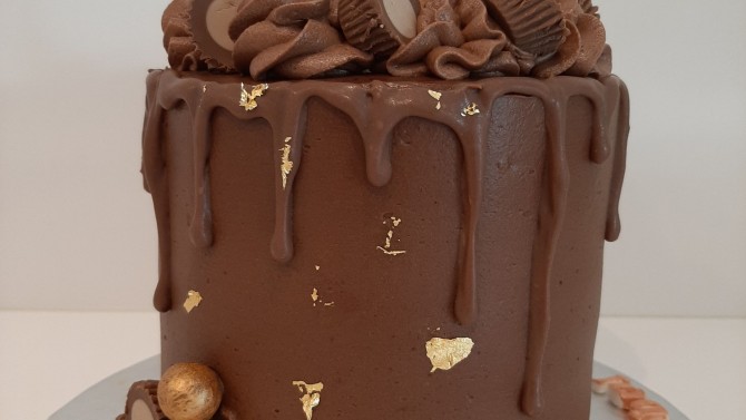 und Cakes For All Occasions